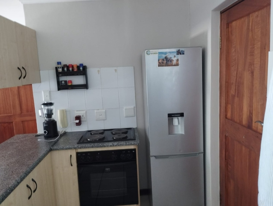 2 Bedroom Property for Sale in Langenhovenpark Free State